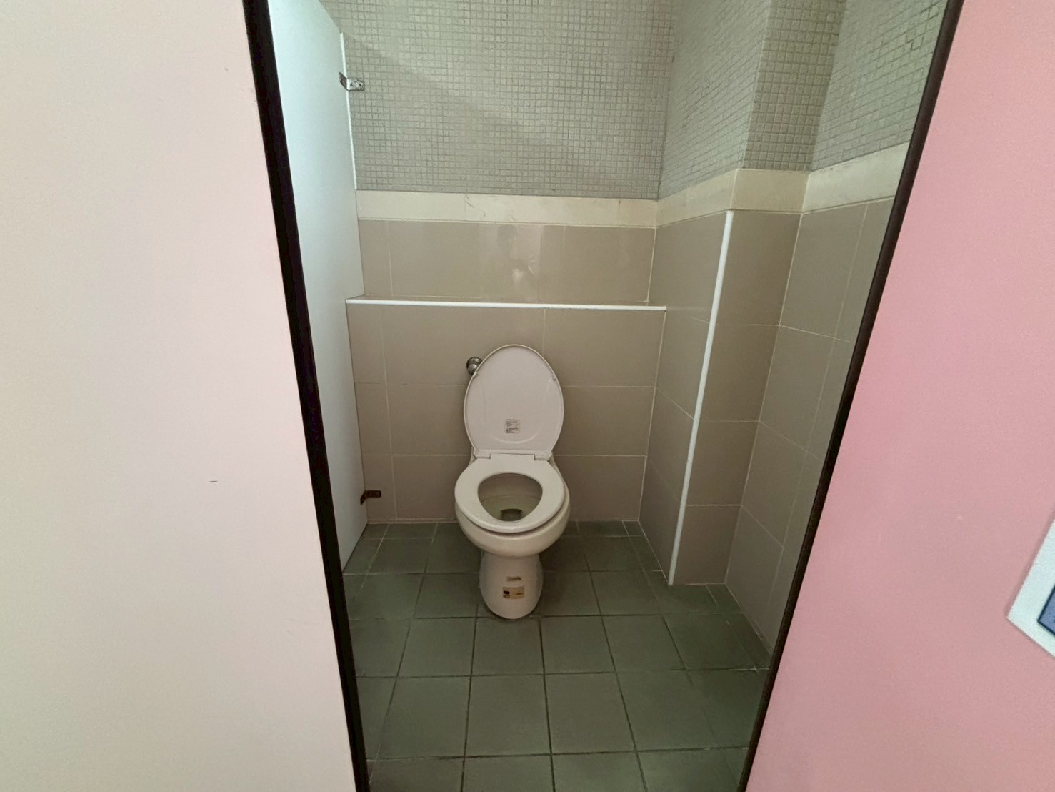 商家廁所3
